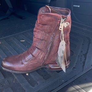Traver Boot
A.S.98
Size 6